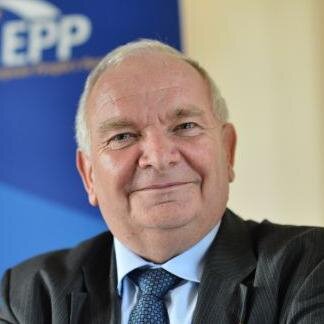 Presedintele PPE solicita un proces echitabil pentru Vlad Filat: "Dreptul la un proces echitabil si public este un drept fundamental al fiecarui cetatean"
