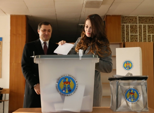 Vlad Filat a luat decizia de a divorta de Angela Gonta