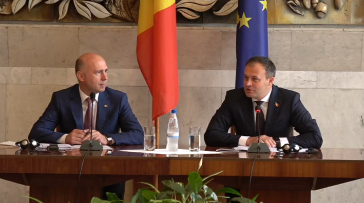 Deputatii si ministrii, in sedinta comuna. Candu: "Atat banca centrala, cat si procuratura au mentionat cifre diferite, dar care nu ajung la un miliard"