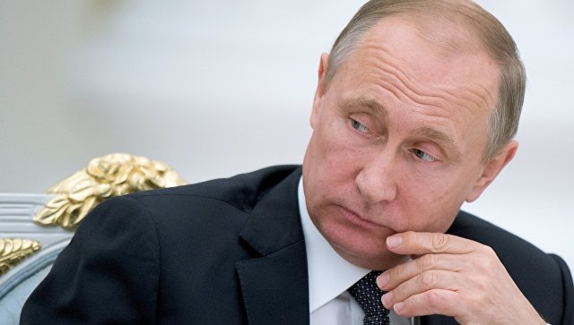 Putin a semnat o lege cu privire la mobilarea apartamentelor deputatilor si senatorilor 