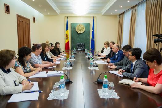 Pavel Filip s-a intalnit cu echipa de experti a Fondului Monetar International - FOTO