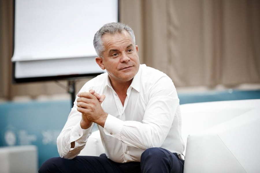 Plahotniuc a povestit despre copilarie: "Eu m-am nascut sarac si ambitios, iar asta a fost o motivatie foarte mare" - FOTO