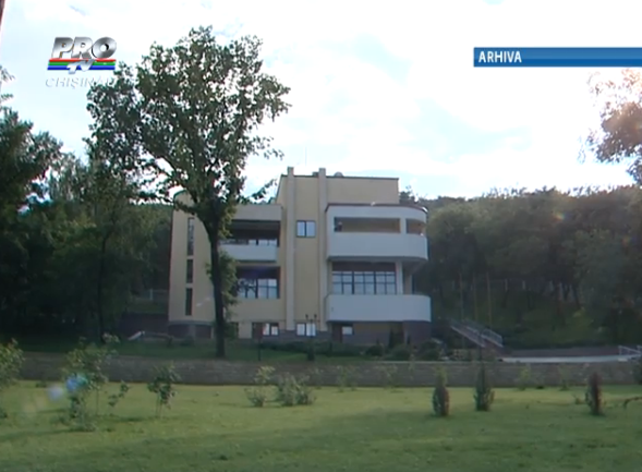 Guvernul a dat aviz negativ unui proiect de lege al PLDM cu privire la  privatizarea pensiunii Holercani unde se afla vilele ministrilor