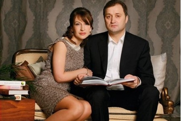 Fosta sotie a lui Vlad Filat cere partajarea averii - Mold-Street