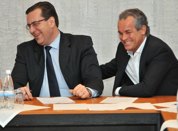 PD a semnat un contract de 600 de mii de dolari cu o companie de PR si lobby din SUA