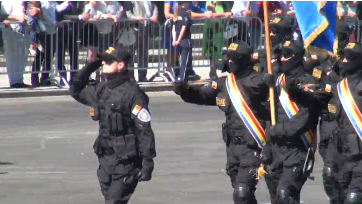 Parada militara in imagini - GALERIE FOTO