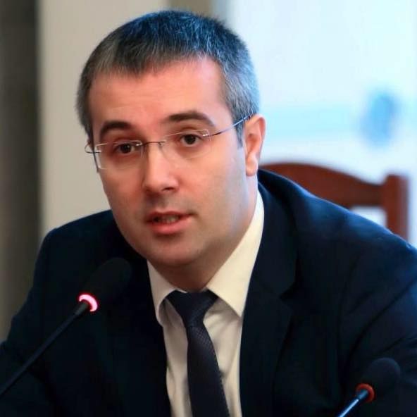 Sergiu Sarbu ii raspunde Maiei Sandu: "Voi oferi cateva detalii din interior, spre care ar putea tinde cu partidul sau pentru a obtine rezultate ca cele care au "uimit-o" - VIDEO