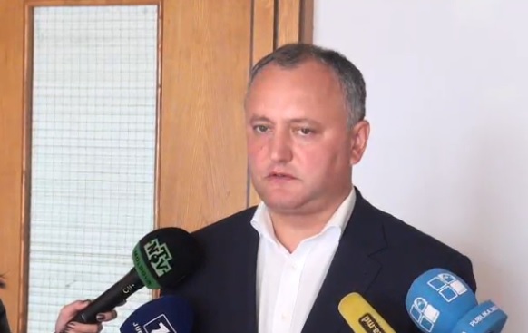 Socialistii au depus motiunea de cenzura impotriva Guvernului Filip: 37 de deputati au semnat pe document