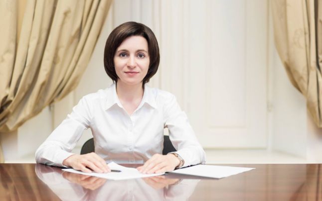 Maia Sandu avertizata de CEC pentru pozele in care apare alaturi de Angela Merkel, Donald Tusk sau Jean-Claude Juncker