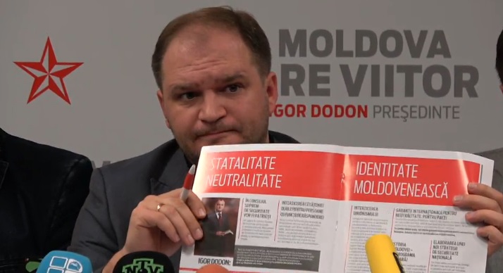 Ion Ceban raspunde acuzatiilor ca s-ar fi intalnit cu Viorel Melnic si Veaceslav Galoi intr-un local: "Grosu va raspunde in instanta. Pe Melnic nu l-am vazut demult, iar pe Veaceslav nu-l cunosc."