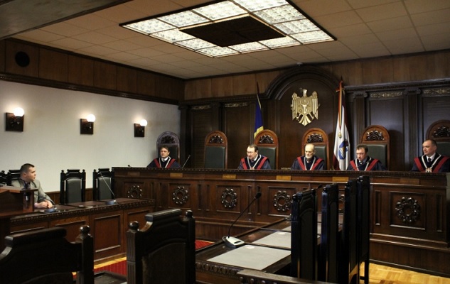 Judecatorii Curtii Constitutionale au avizat astazi pozitiv proiectul care le prelungeste mandatul cu 3 ani
