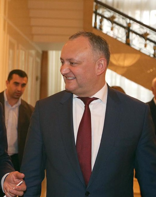 Replica data de Dodon lui Timofti: "E dureros sa pleci din cea mai inalta functie din stat fara a lasa ceva marcant in urma ta" 