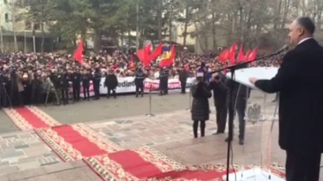 Un fragment din discursul lui Igor Dodon in fata sustinatorilor, la Palatul Republicii. "Sa ma adresez voua, celor care m-au votat si au fost alaturi de mine" - VIDEO
