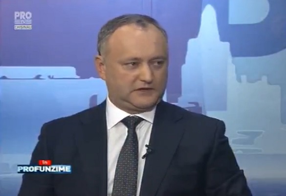 Reactia presedintelui, dupa ce deputatii PL au arborat drapelul UE pe Presedintie: "Liberalii nu au ce face, nu au cu ce se ocupa "
