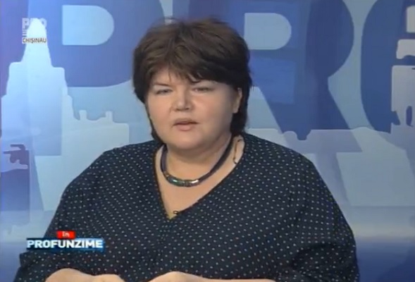 Alina Radu: "Dodon complica relatiile cu vecinii in orice mod. De ce ar face un presedinte asta? Doar ca sa fie nepresedinte"