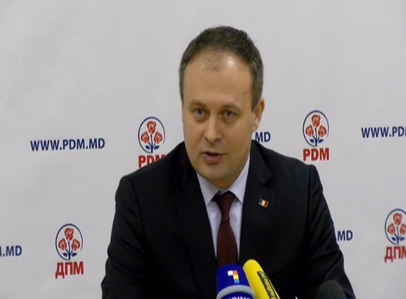 PD a adunat peste 350 de mii de semnaturi in favoarea votului uninominal. Candu: "Celor carora nu le place, sa se impace cu ideea. Proiectul este refuzat doar pentru ca este propus de PD"