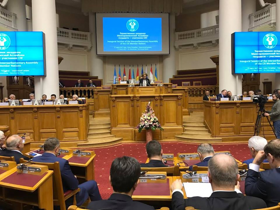 Socialistii participa la adunarea parlamentara CSI de la Sankt Petersburg, asta dupa ce Parlamentul RM a anuntat ca boicoteaza sedinta. Postarea lui Dodon de pa facebook - VIDEO/DOC
