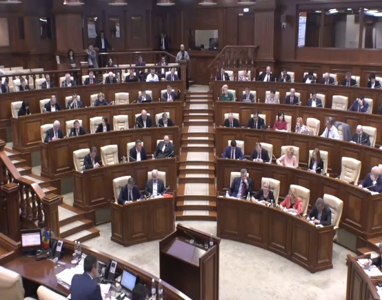 Proiectul privind lipsirea deputatilor de imunitate, votat in prima lectura