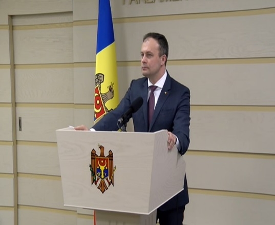 LIVE VIDEO. Presedintele Parlamentului face declaratii de presa inainte de sedinta Parlamentului