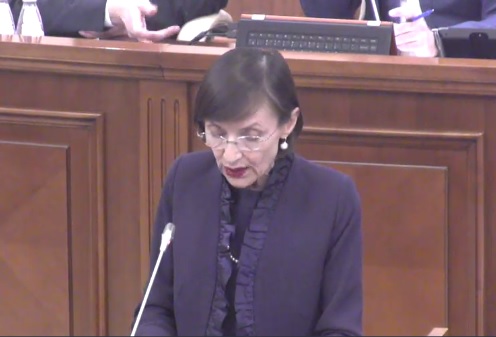 URMARESTE LIVE. Sedinta Parlamentului din 28 aprilie. Motiunea socialistilor impotriva liberalei Corina Fusu a picat. Ministra ramane in functie