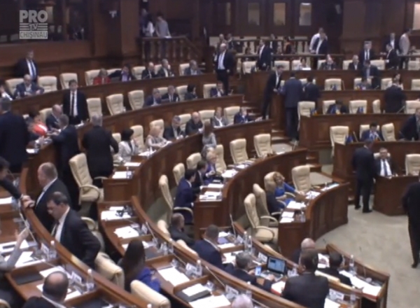 Reactia PL privind reforma Guvernului propusa de PD: "Colegii din majoritatea parlamentara sustin, acest deziderat mai vechi al PL"