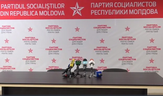URMARESTE LIVE. Deputatii PSRM sustin o conferinta de presa