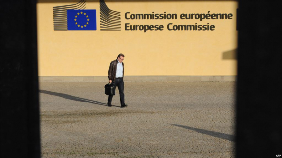 Comisia Europeana va astepta recomandarile Comisiei de la Venetia asupra propunerii privind schimbarea sistemului electoral din Republica Moldova - Europa Libera