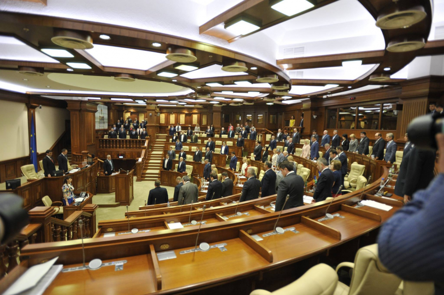 Deputatii din PL nu participa la sedinta Parlamentului de astazi - GALERIE FOTO