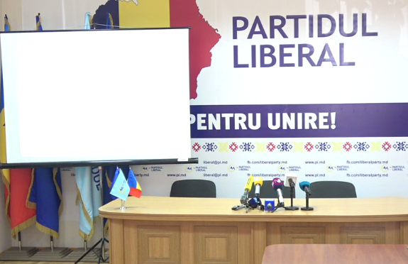 LIVE VIDEO. Mihai Ghimpu sustine o conferinta de presa privind dosarul in care este anchetat Dorin Chirtoaca