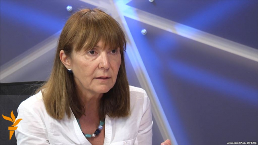 Monica Macovei, despre inchiderea spatiului aerian romanesc pentru Rogozin si despre modificarea sistemului electoral din Moldova: "Este clar ca PD are o inelegere cu Dodon" - Europa Libera