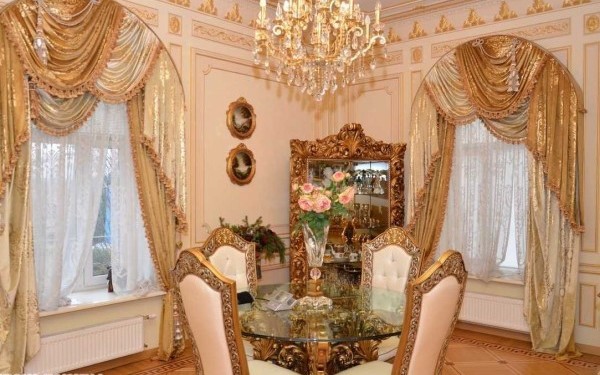 GALERIE FOTO. Culmea luxului in vilele demnitarilor din Ucraina. Politicienii care l-au intrecut pe Ianukovici