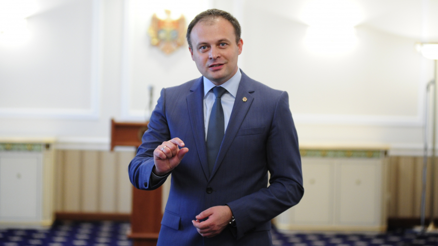 Candu s-a mutat intr-un apartament de peste 200 de metri patrati si a castigat anul trecut peste 11 milioane de lei dintr-o afacere. Declaratia de avere a presedintele Parlamentului pentru anul 2016 \\ DOC