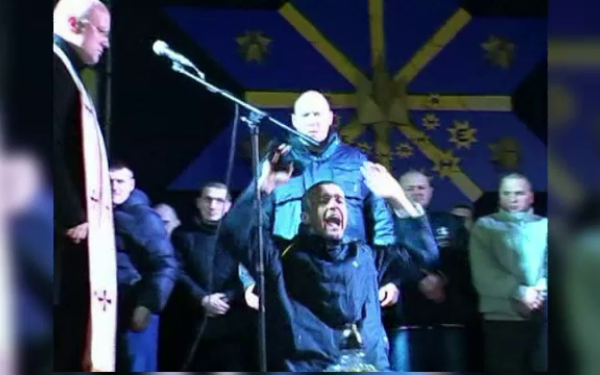 Ucraina intre presiunea Rusiei si perspectiva falimentului. Guvernul de la Kiev, prins intre Est si Vest