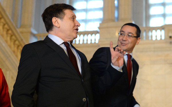Romania: USL S-A RUPT. PNL isi ia ministrii si pleaca in Opozitie. Prima demisie din Guvernul de la Bucuresti