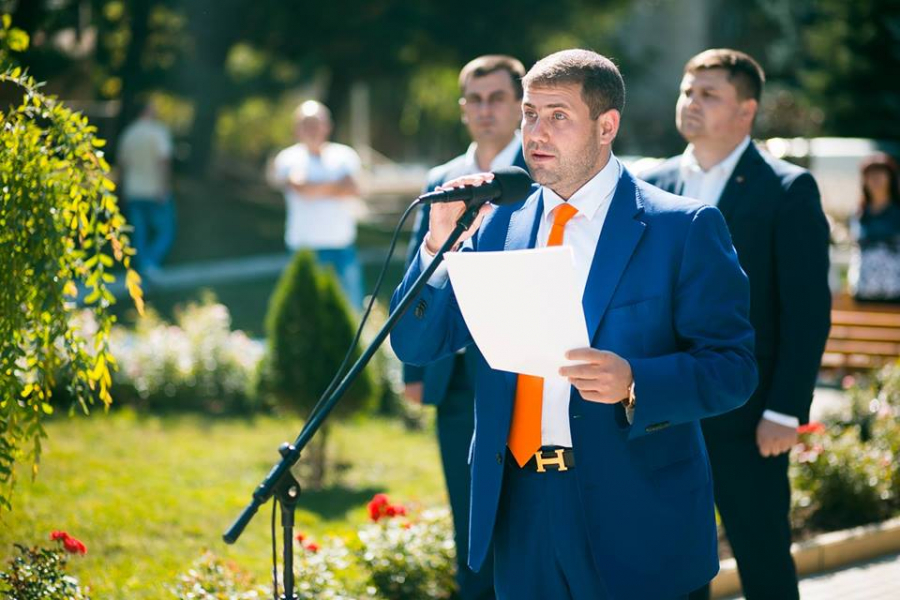 Cu un mesaj in romana de Ziua Limbii Romane, Ilan Sor a evitat sa scrie despre "limba cea romana": "Personal depun eforturi pentru a invata limba tarii unde traiesc" - FOTO