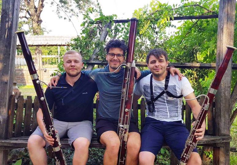 Moldovan National Youth Orchestra isi incarca bateriile in inima codrilor. Iata cum se pregatesc muzicienii - VIDEO