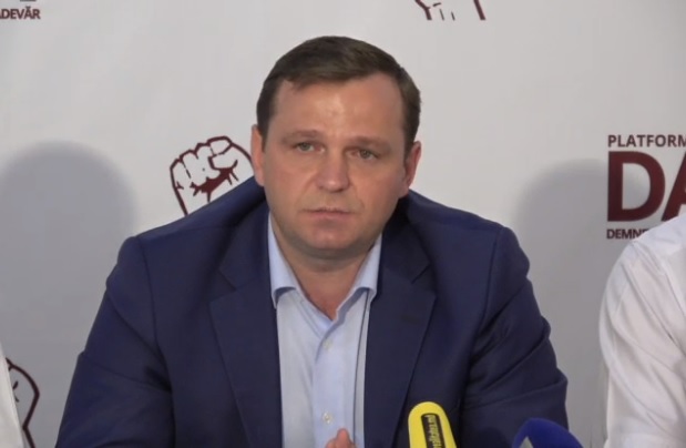 URMARESTE LIVE. Conferinta de presa organizata de Partidul Platforma Demnitate si Adevar