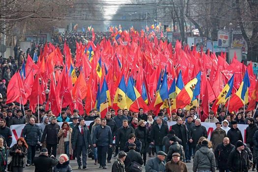 Socialistii vor protesta astazi: "impotriva regimului care se considera mai presus decat Constitutia"