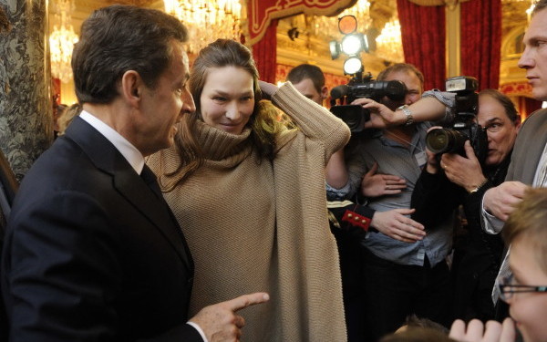 House of Cards, in varianta frantuzeasca. Inregistrarile care arata manevrele din spatele cuplului Sarkozy - Bruni