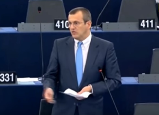 Guvernarea de la Chisinau, criticata in Parlamentul European: "E a treia oara in ultimele 5 luni in care discutam despre situatia din RM". Mai multi europarlamentari au cerut suspendarea asistentei financiare