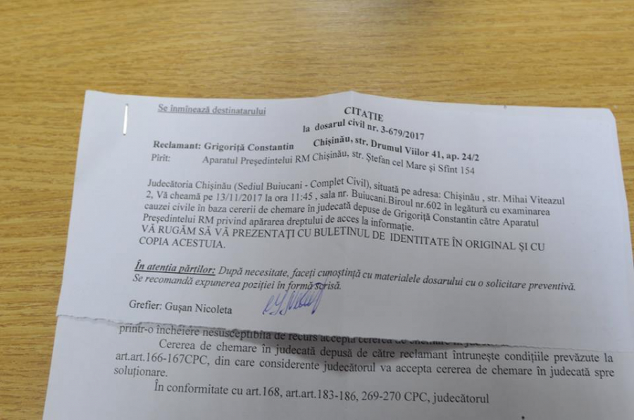 Fotoreporterul Constantin Grigorita, care nu a fost lasat de mai multe ori sa participe la briefingurile sustinute de Dodon, a actionat in judecata Presedintia: a fost anuntata data primei sedinte de judecata