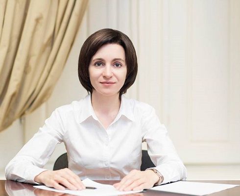 Maia Sandu il cheama pe Vlad Plahotniuc la o dezbatere publica despre problemele din educatie: "Poate veni cu prompterul, daca altfel nu poate"