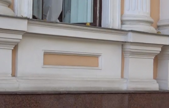 URMARESTE LIVE. Flashmob in fata Resedintei de Stat: " La 5 ani de la Hotararea CEDO pe "dosarul scolilor", lupta pentru dreptul la educatie continua"