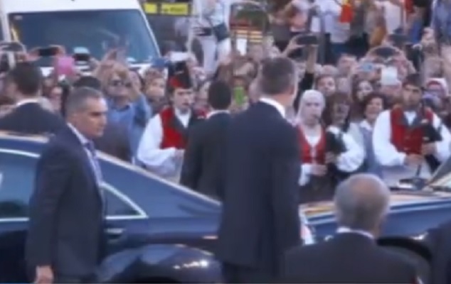 Premierul Spaniei anunta suspendarea autonomiei Cataloniei si alegeri regionale in cel mult 6 luni