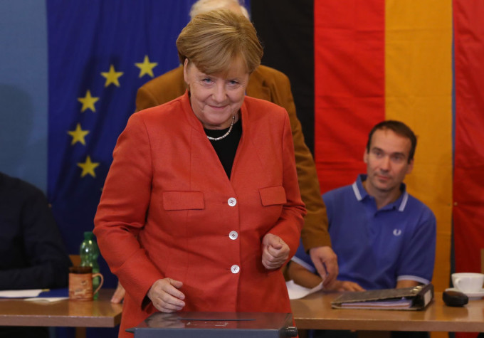 Angela Merkel: Sunt diferente " sistematice" intre regiunile din vestul si estul Germaniei