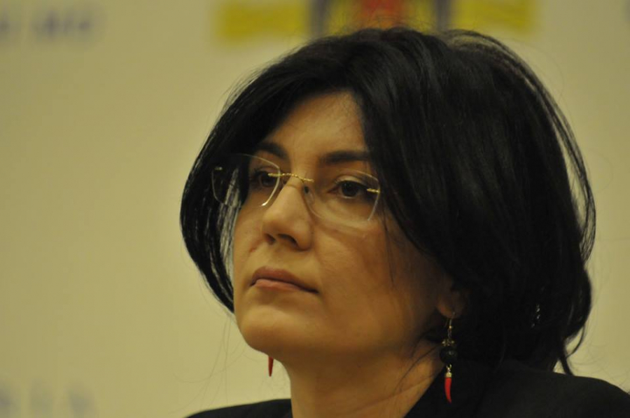 Silvia Radu a devenit primar interimar. Grozavu se retrage dupa ce i-a numit viceprimari pe Radu si Codreanu - GALERIE FOTO