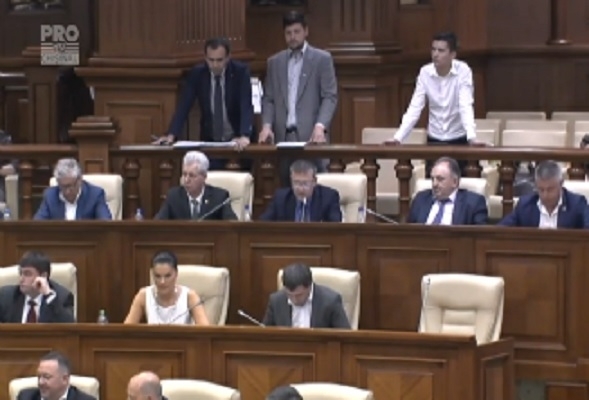 LIVE VIDEO. Sedinta Parlamentului Republicii Moldova din 10 noiembrie 2017