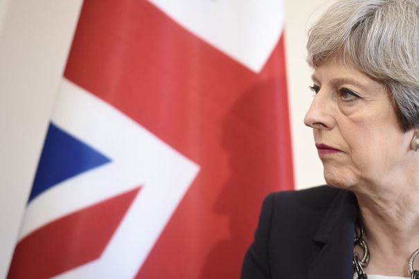 Theresa May promite sa protejeze Europa de amenintarile rusesti
