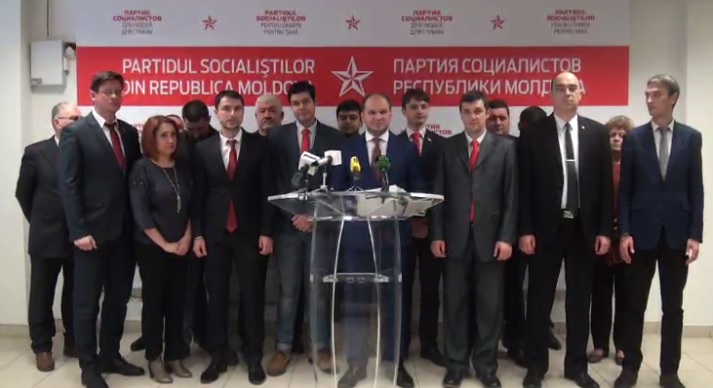 Ceban ii da replica liderului comunist: "Voronin demult nu mai citeste ziare"