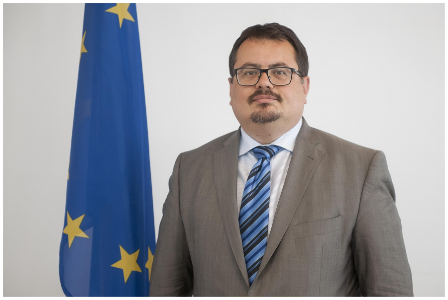 Seful Delegatiei Uniunii Europene in Republica Moldova, Peter Michalko, este invitatul Lorenei Bogza, maine, la emisiunea InPROfunzime